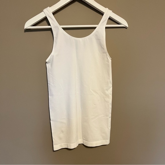 Babaton tank. White. Size XS/S - Picture 2 of 5